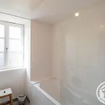 Historique Au Bord De L'eau, Angers, 2 Ch., Confort, Proche Commodites Et Loisirs - Fr-1-622-15 *