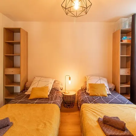 Historique Au Bord De L'eau, Angers, 2 Ch., Confort, Proche Commodites Et Loisirs - Fr-1-622-15 Bouchemaine